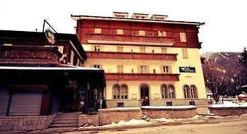 Albergian Aparthotel Pragelato